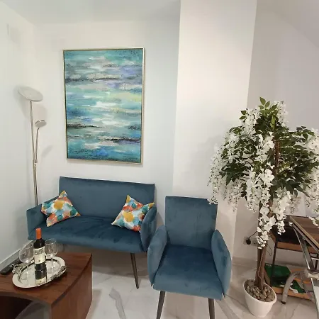Happy Place Apartment