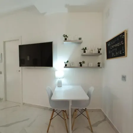 Happy Place Apartment *